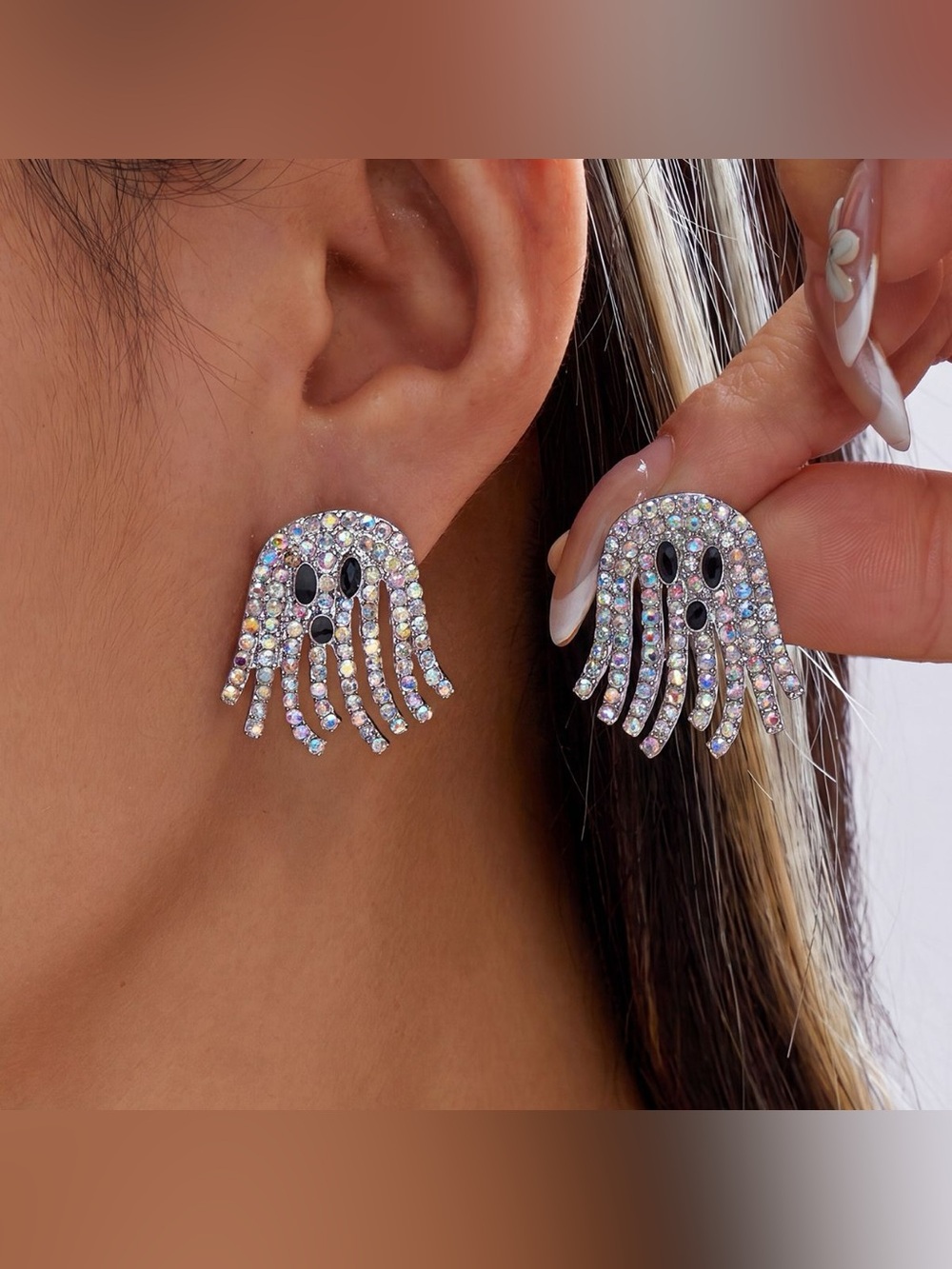 Halloween Rhinestone Ghost Shape Earrings